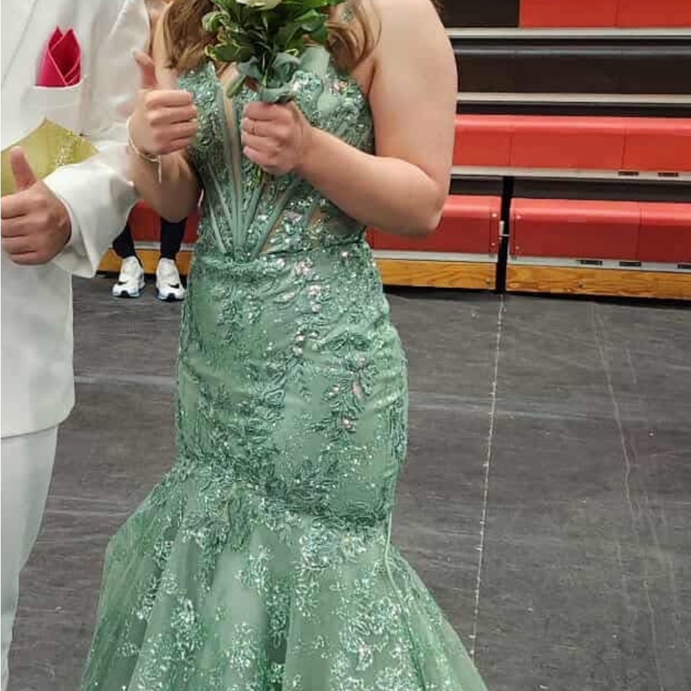 Amarra size 4 sage prom dress